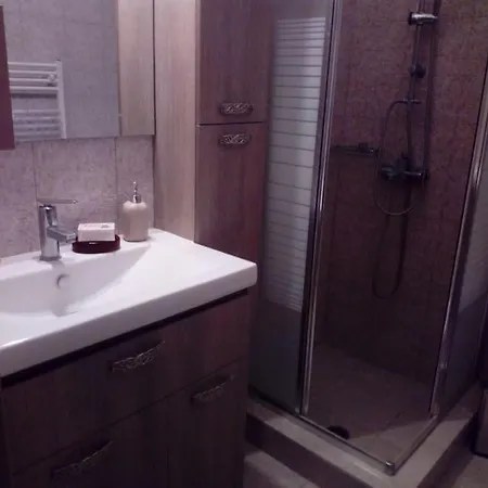 Mina Apartment Vrachati