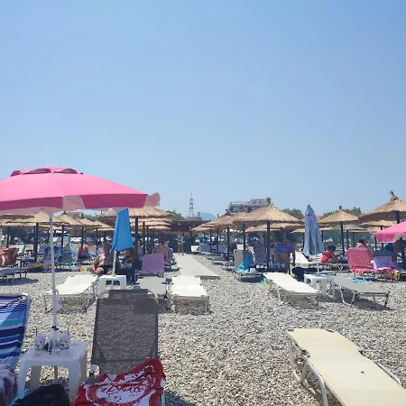 Mina * Vrachati