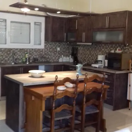 Mina Apartment Vrachati